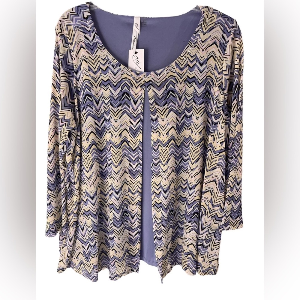 🚨New NOTATIONS Top Women's Chevron Print Scoop Neck Studded 3/4 Sleeves - Picture 3 of 5